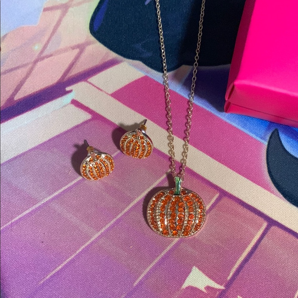 Avon Studio 1886 Pave Pumpkin Necklace and Earrings Set